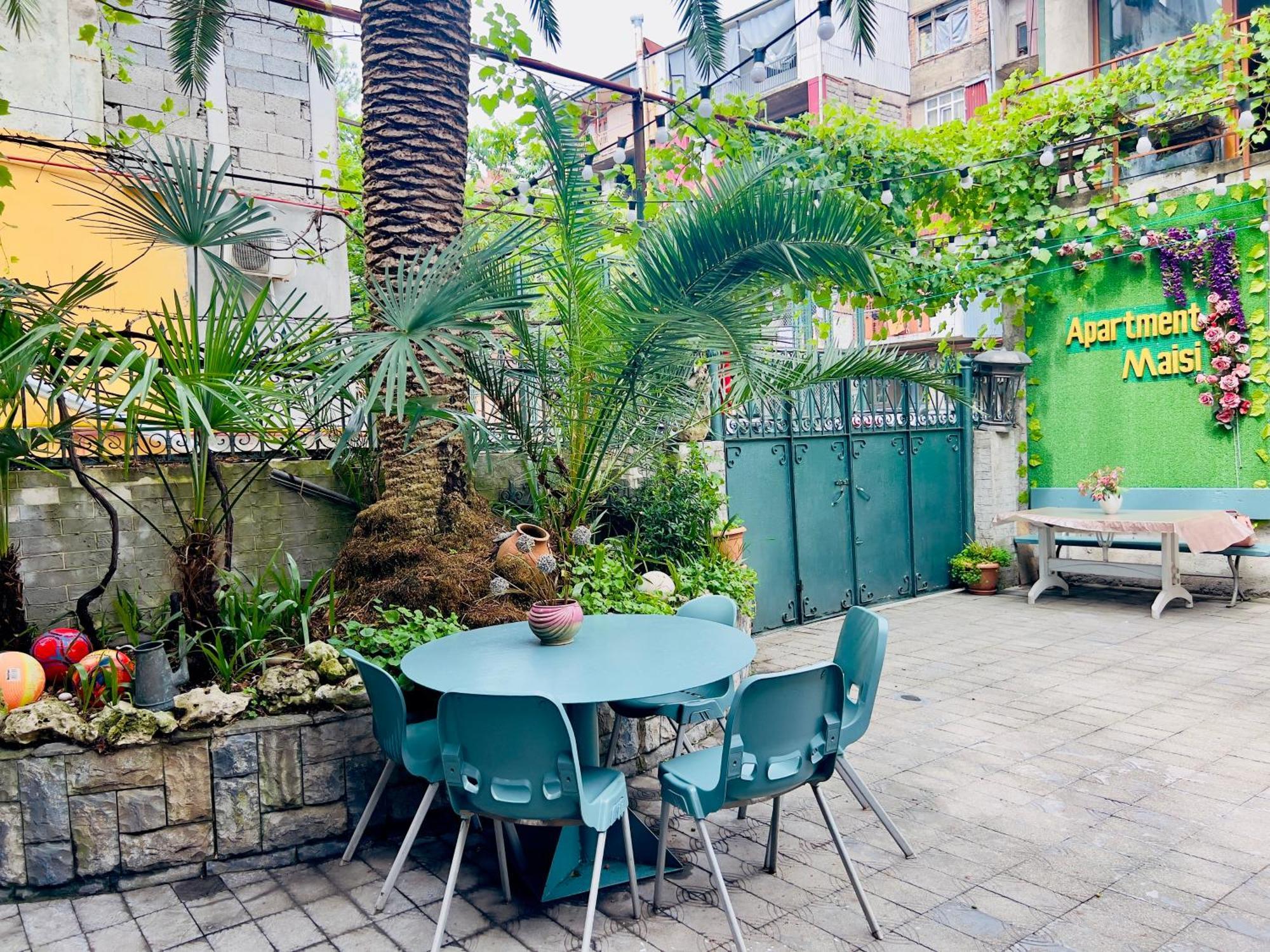 Apartment Maisi Batumi Exteriér fotografie